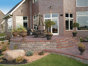 Highland Stone freestanding wall system